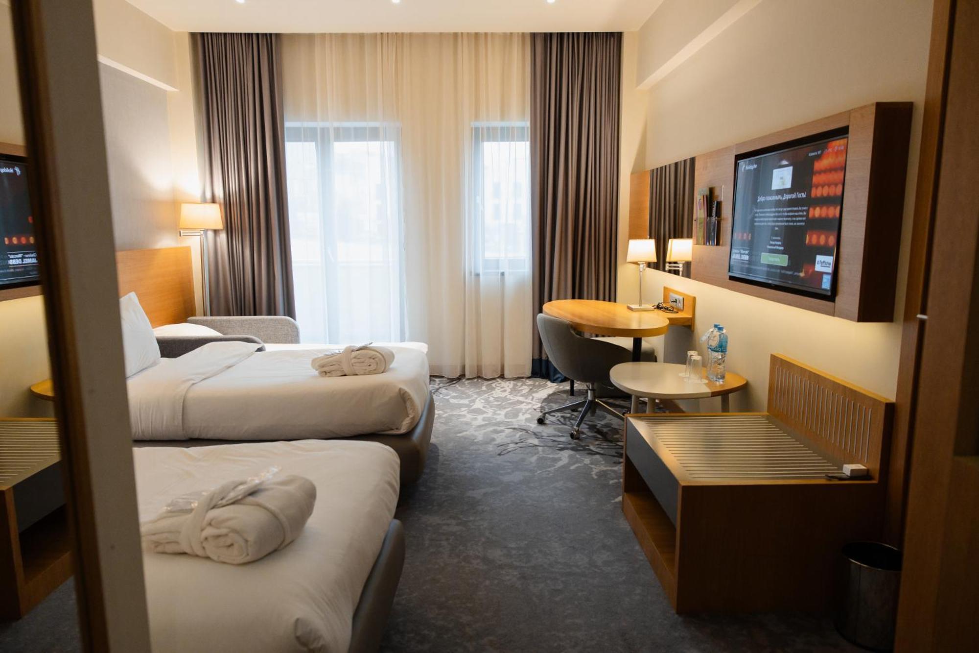 Holiday Inn - Aktau - Seaside By Ihg Exterior photo